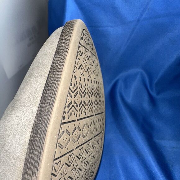 Maurices Gray Ankle Boots Size 8M EUC - Picture 10 of 10